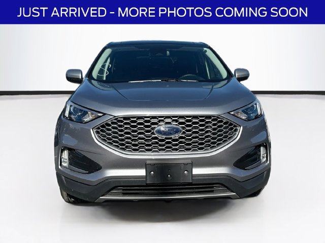 Certified 2023 Ford Edge SEL w/ Convenience Package AWD/4WD image 2