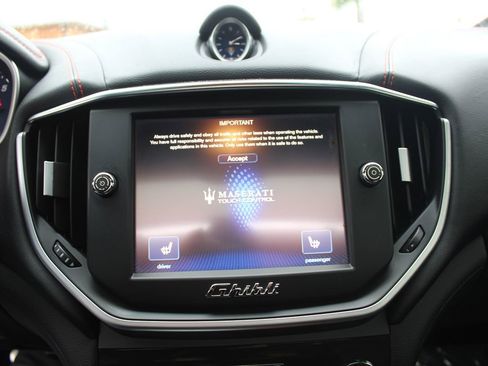 Used 2015 Maserati Ghibli S Q4 image 33