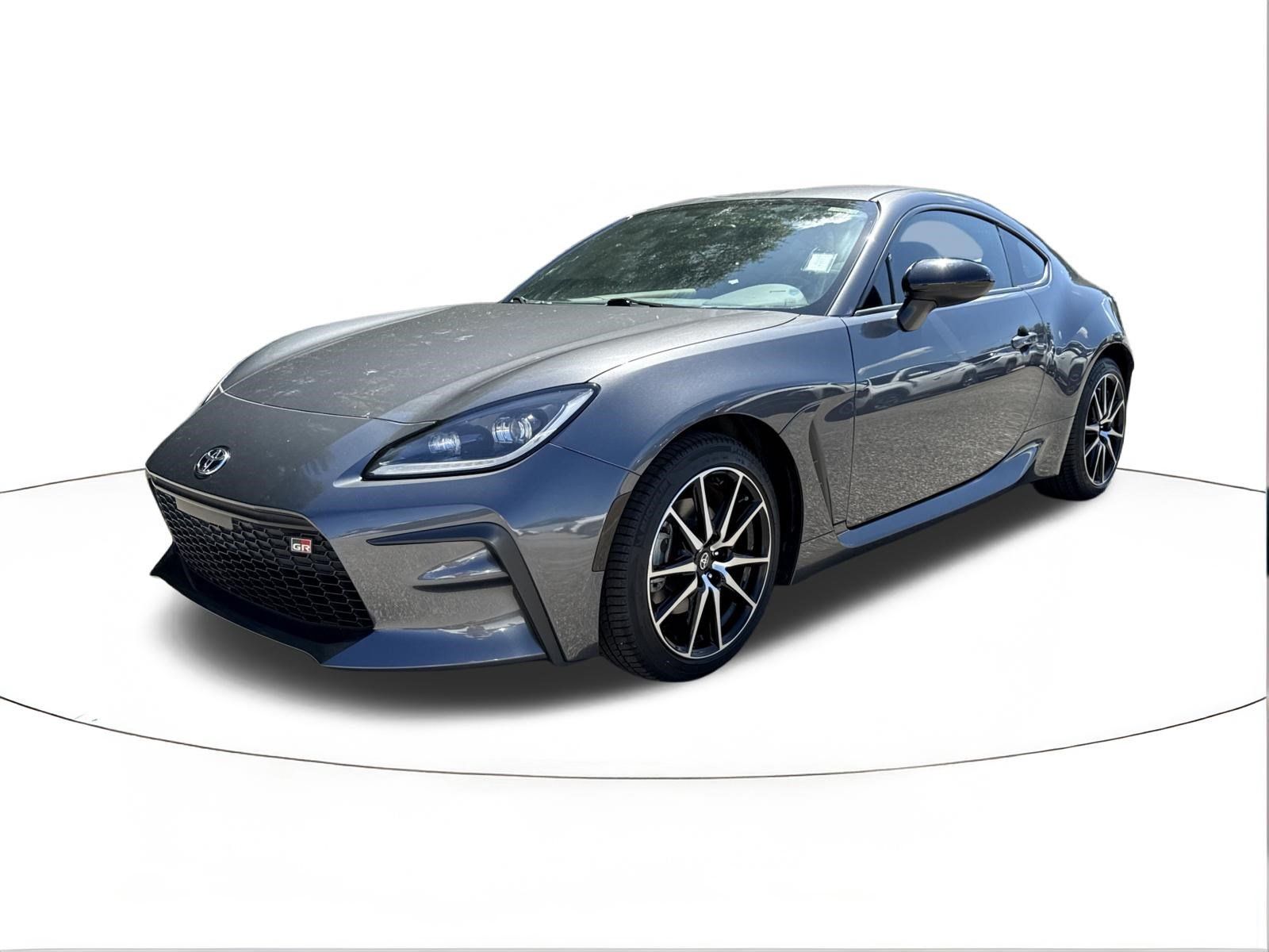 Used 2022 Toyota GR86 RWD image 7