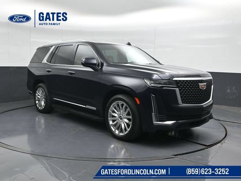 Used 2023 Cadillac Escalade Premium Luxury w/ Performance Package AWD/4WD image 4