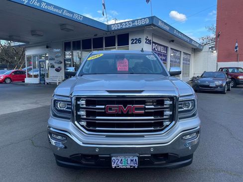 Used 2018 GMC Sierra 1500 SLT image 2