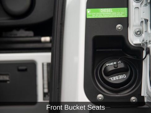 Used 2025 Mercedes-Benz Sprinter 2500 image 30