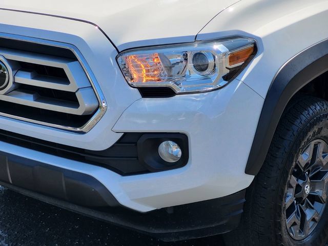 Used 2021 Toyota Tacoma SR5 w/ Trail Edition AWD/4WD image 7