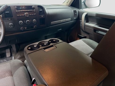 Used 2012 Chevrolet Silverado 1500 LT AWD/4WD image 22