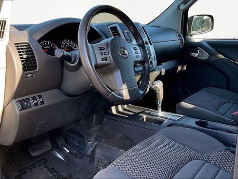 Used 2016 Nissan Frontier SV w/ SV Value Truck Package image 16