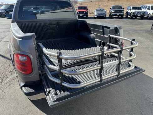 Used 2003 Ford F150 Lariat image 5