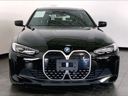 Used 2023 BMW i4 eDrive40 w/ Premium Package RWD image 3