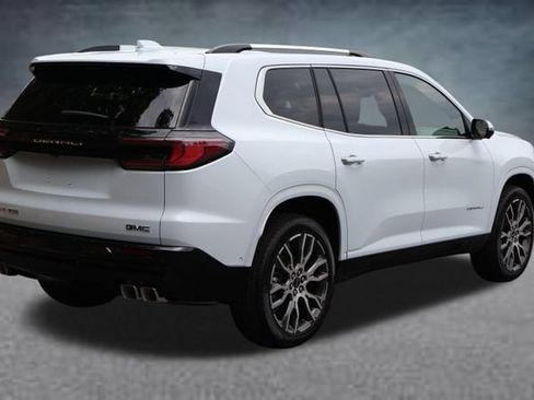 New 2026 GMC Acadia Denali Ultimate w/ LPO, Floor Liner Package AWD/4WD image 3