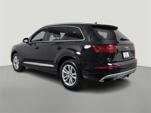 Used 2019 Audi Q7 3.0T Premium Plus image 6