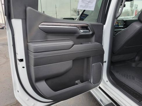 Used 2022 Chevrolet Silverado 1500 LTZ w/ LTZ Premium Package image 22