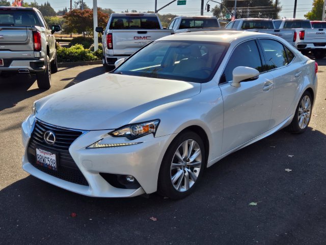 Used 2016 Lexus IS 200t RWD image 8
