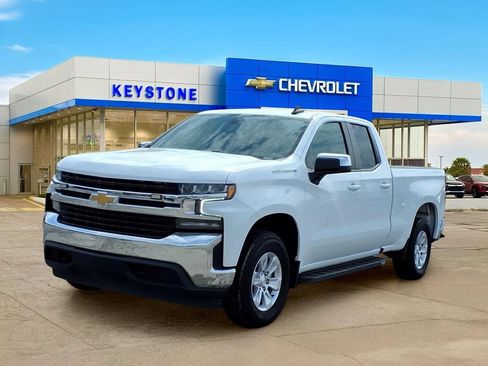 Used 2021 Chevrolet Silverado 1500 LT w/ Work Truck Package AWD/4WD image 3