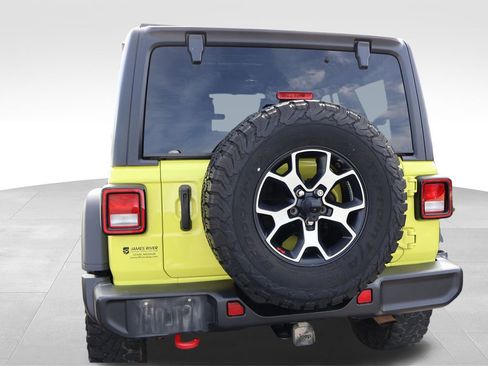 Used 2022 Jeep Wrangler Unlimited Rubicon w/ Cold Weather Group image 9