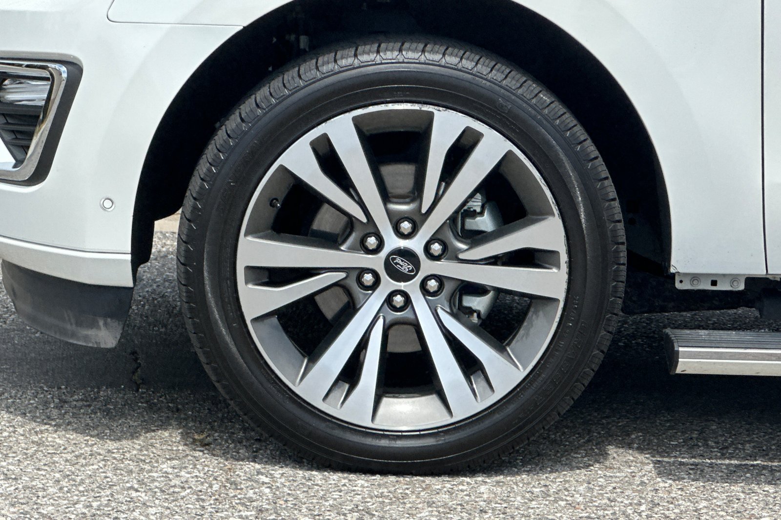 Used 2021 Ford Expedition Max Platinum AWD/4WD image 27
