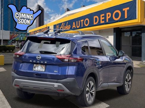 Used 2022 Nissan Rogue SV w/ SV Premium Package FWD image 5