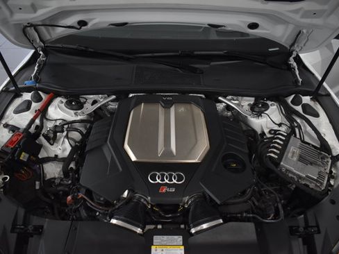 Used 2022 Audi RS 7 Sportback AWD/4WD image 29