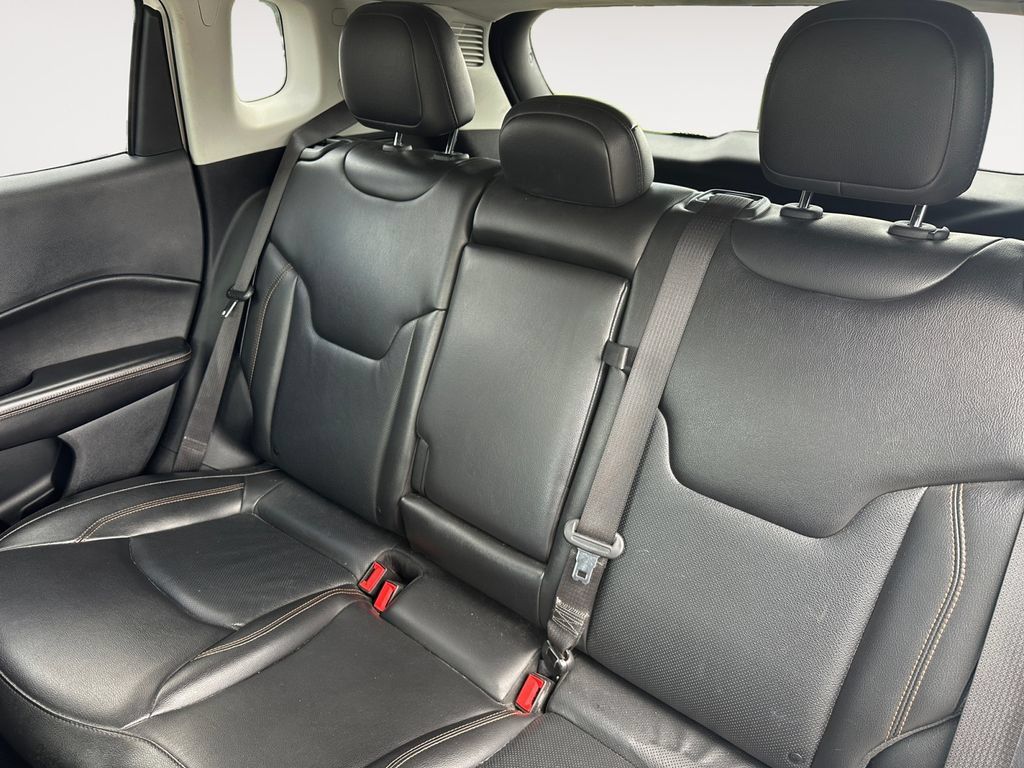 Used 2021 Jeep Compass Limited AWD/4WD image 13