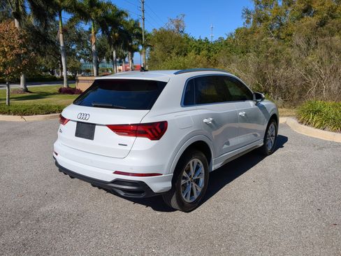 Used 2024 Audi Q3 2.0T Premium Plus image 6