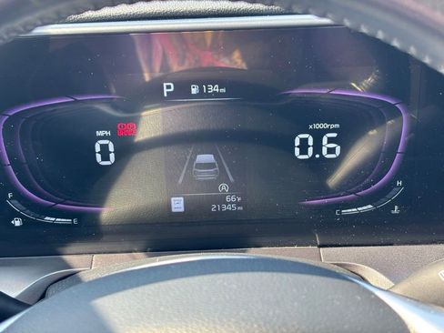 Used 2023 Kia Telluride LX FWD image 36