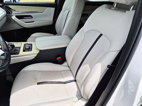 Certified 2024 MAZDA CX-90 3.3 Turbo S w/ Premium Plus AWD/4WD image 15