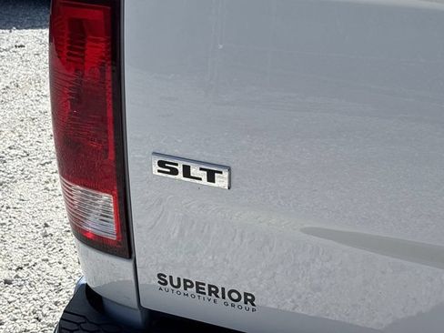 Used 2022 RAM 1500 Classic SLT AWD/4WD image 5