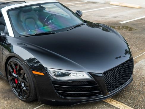 Used 2011 Audi R8 V10 image 30