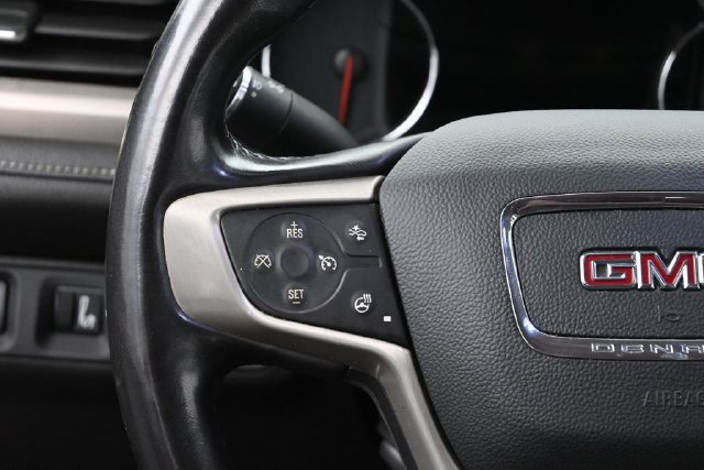 Used 2021 GMC Acadia Denali w/ Denali Technology Package AWD/4WD image 28