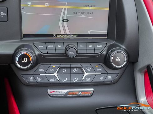 Used 2016 Chevrolet Corvette Z06 w/ 3LZ Preferred Equipment Group RWD image 17