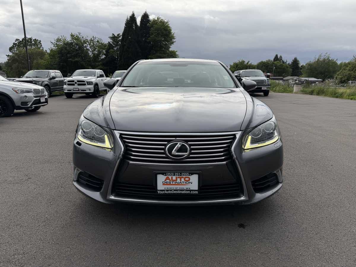 Used 2014 Lexus LS 460 w/ Comfort Package RWD image 3