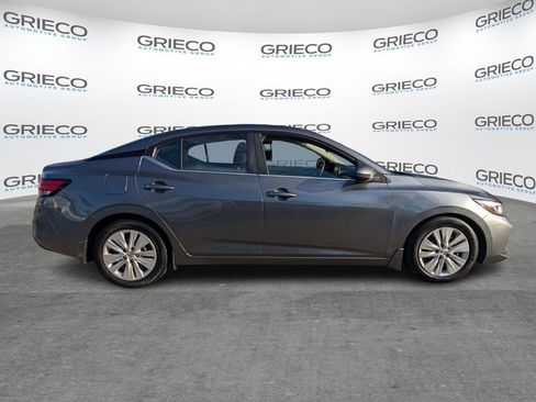 Used 2020 Nissan Sentra S image 8