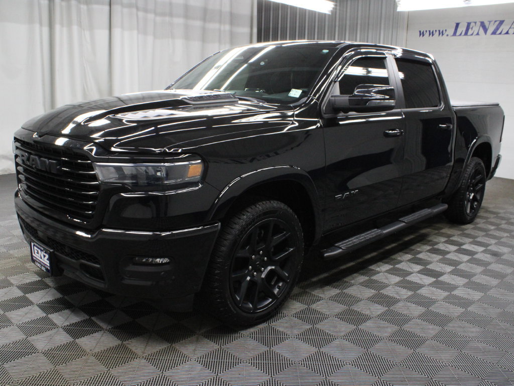 Used 2025 RAM 1500 Laramie w/ Night Edition AWD/4WD image 9