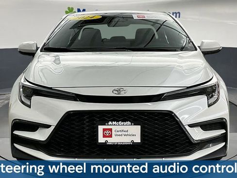 Used 2024 Toyota Corolla SE image 4