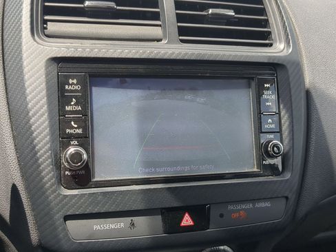 Used 2020 Mitsubishi Outlander Sport AWD image 16