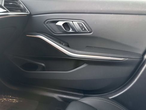 Used 2023 BMW 330i 330i w/ Parking Assistance Package image 21