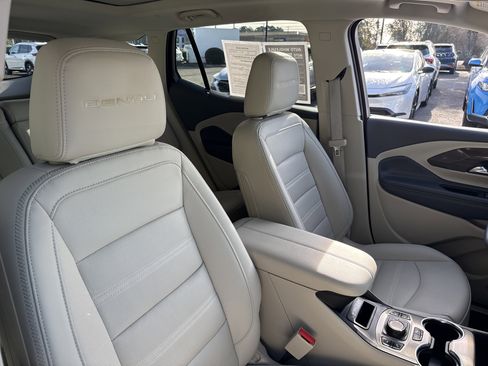 Used 2024 GMC Terrain Denali w/ Denali Premium Package image 13