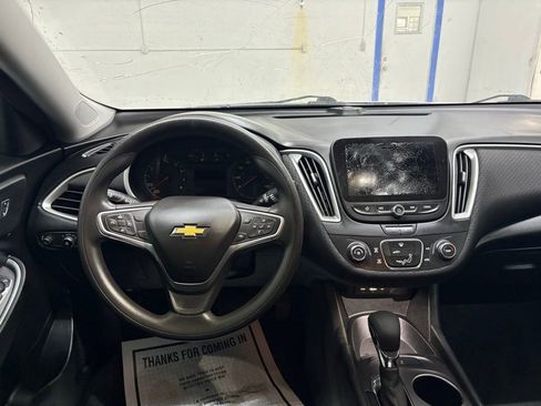 Used 2022 Chevrolet Malibu LS w/ LPO, Convenience Package 2 FWD image 23