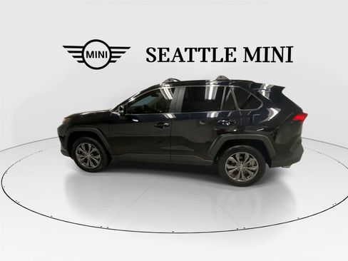 Used 2024 Toyota RAV4 XLE Premium w/ Weather Package AWD/4WD image 7