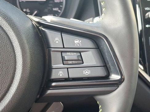 Used 2025 Subaru Ascent Bronze Edition image 23