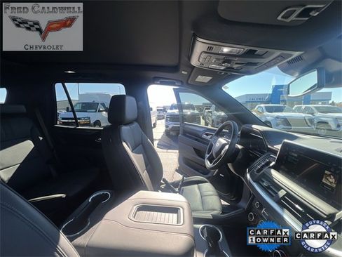 Certified 2023 Chevrolet Tahoe RST w/ Sport Performance Package image 15