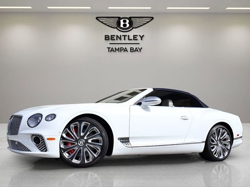 Certified 2023 Bentley Continental GT V8 AWD/4WD image 1