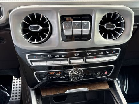 Used 2019 Mercedes-Benz G 550 image 21