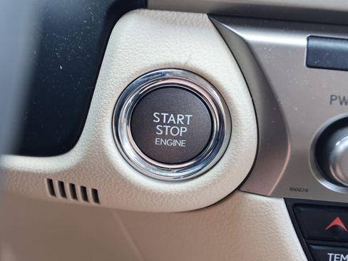 Used 2013 Lexus ES 350 w/ Luxury Pkg FWD image 27