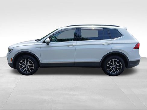 Used 2021 Volkswagen Tiguan S FWD image 5