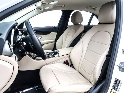 Used 2017 Mercedes-Benz C 300 Sedan image 17