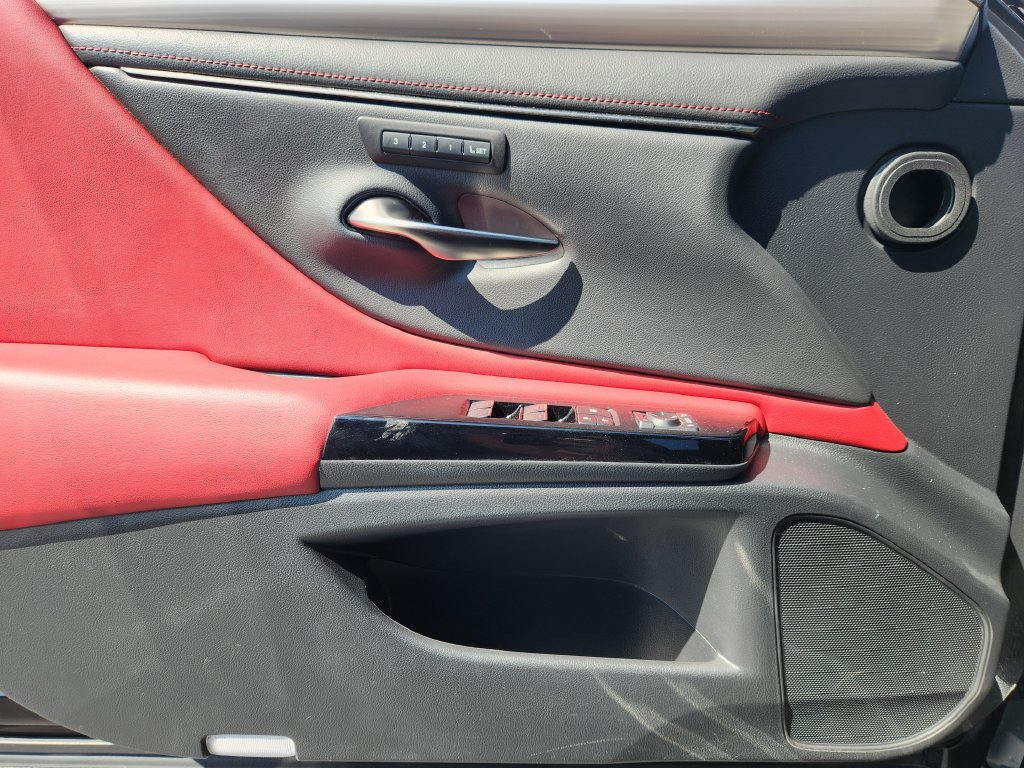 Used 2022 Lexus ES 350 F Sport w/ Accessory Package 2 FWD image 24