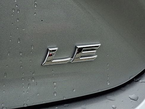 Used 2025 Toyota Camry LE FWD image 30