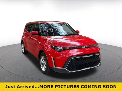 Used 2025 Kia Soul LX w/ LX Technology Package