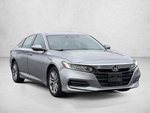 Used 2019 Honda Accord LX image 3