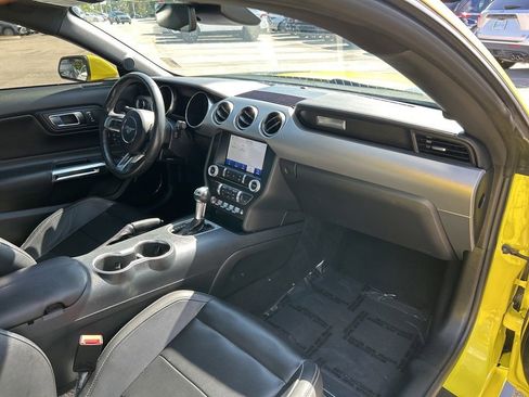 Used 2021 Ford Mustang Premium image 37