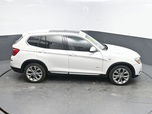 Used 2017 BMW X3 xDrive28i image 27